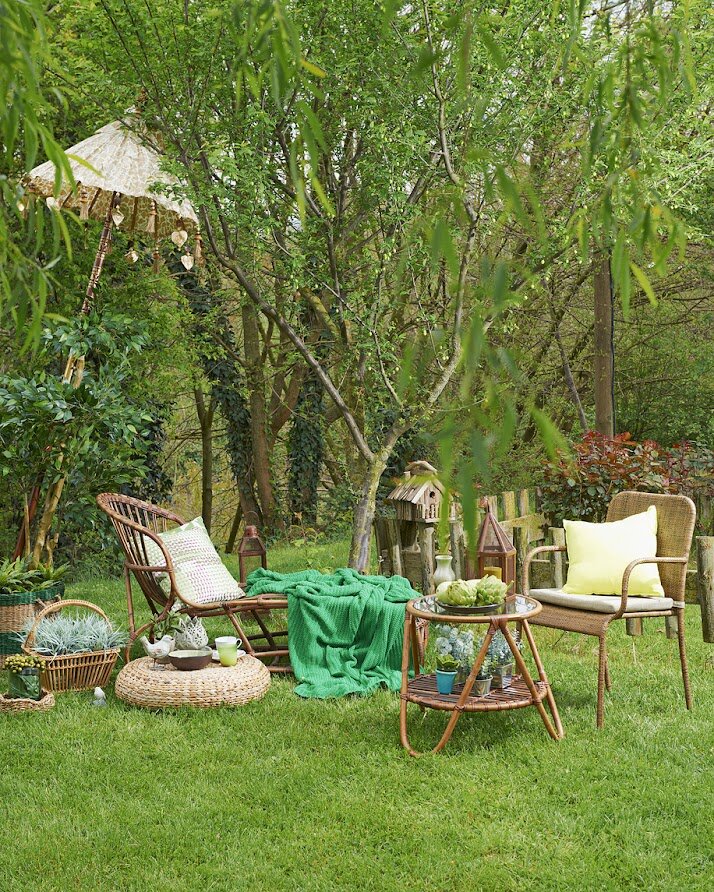 Gezellige zithoek in de tuin