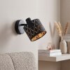 Verstelbare Wandlamp Alsen met geometrische kap, goudkleurige binnenzijde en wandlichteffect