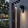 Wandlamp voor buiten Kingstown met halfronde kap voor entree, bewegingssensor, GU10, IP44