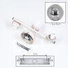 Moderne wandlamp Gastor met verticale lichtbalk en drie ronde rookglazen bollen