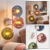 Moderne wandlamp Gastor met drie gekleurde glazen bollen in blauw, groen en koper
