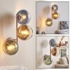 Wandlamp Koyoto met drie blauwe, groene, gouden en heldere glazen bollen