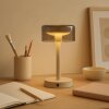 Brilliant LED tafellamp Razor met cilindervormige beige glazen kap, 2700 Kelvin warmwit, IP44